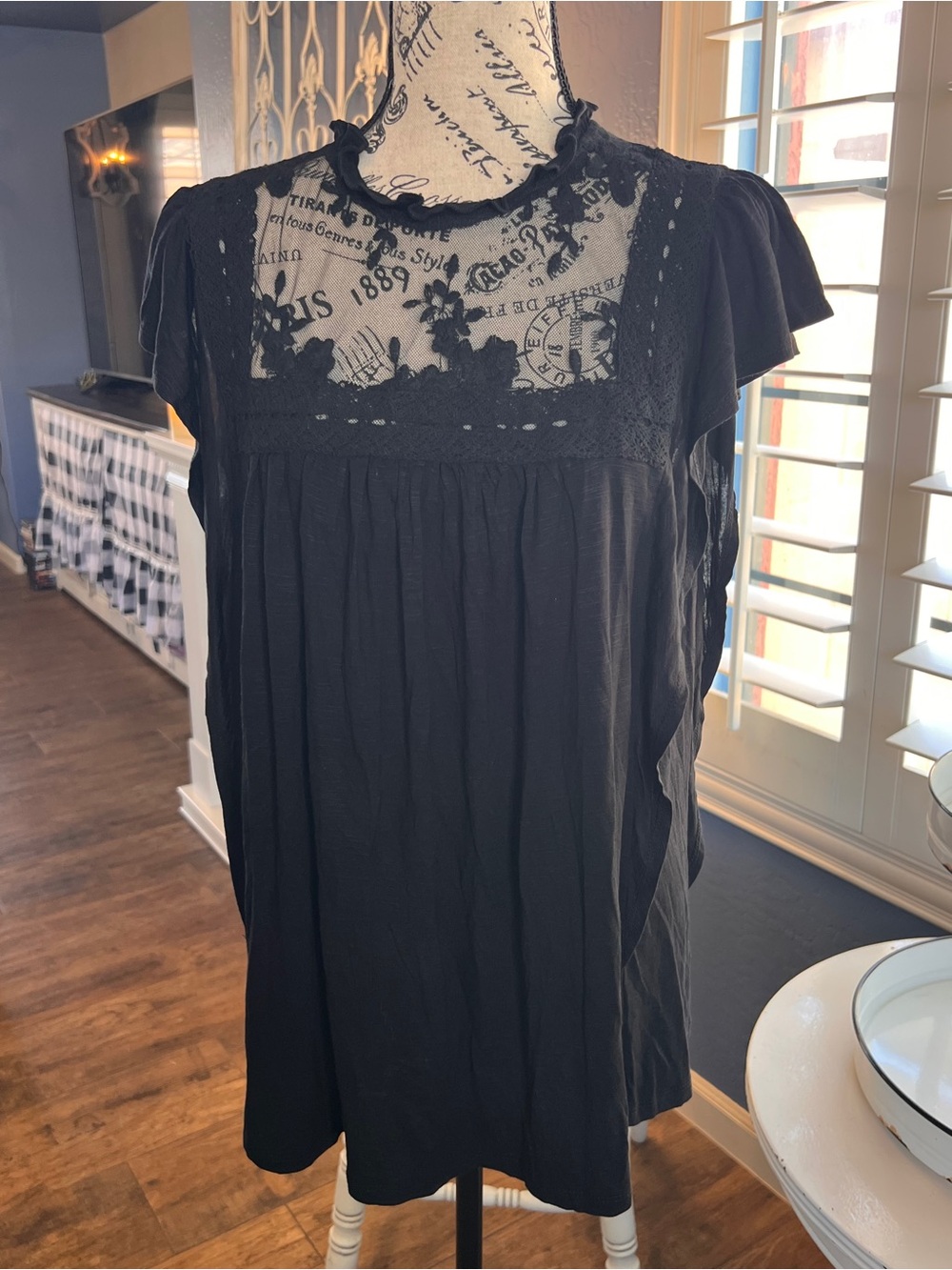 torrid Black Lace Yoke Flutter Sleeve Top